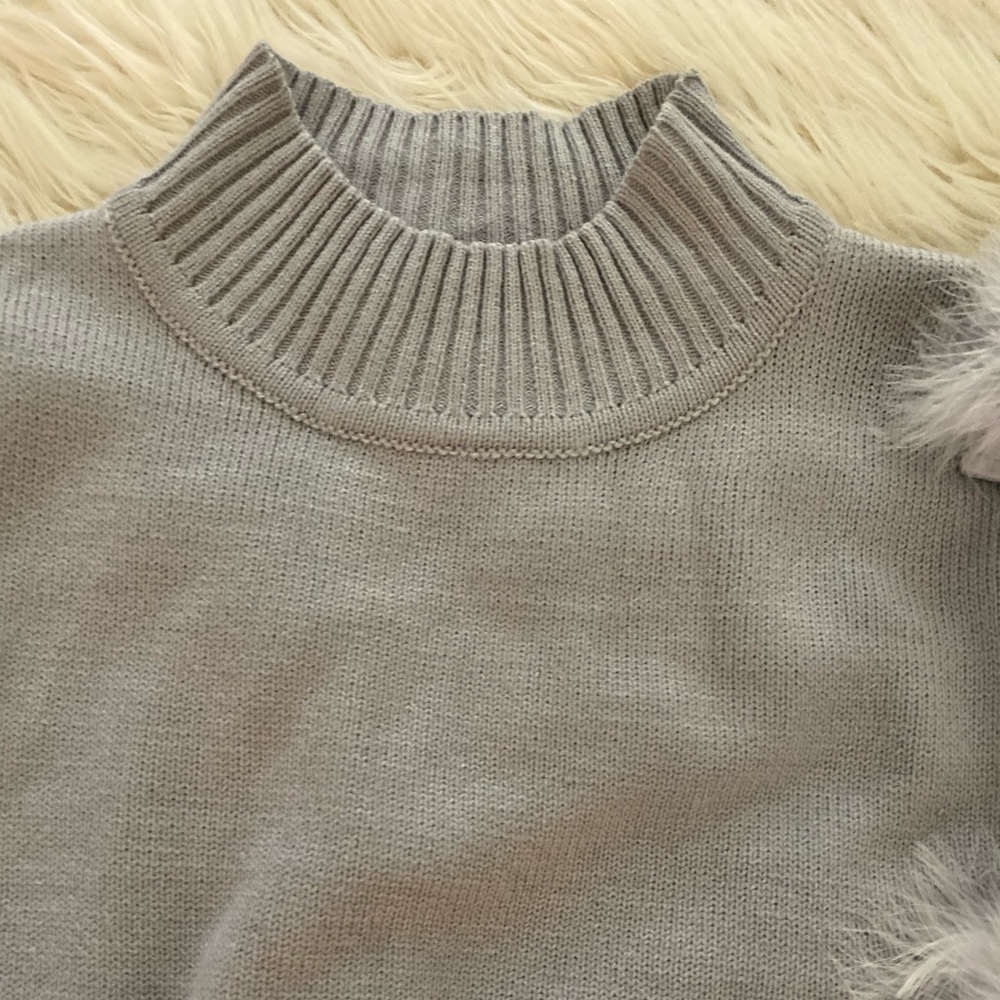 Pullover - Picture 2 of 9